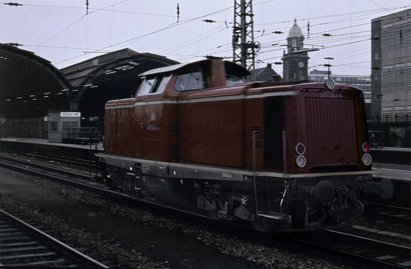 211 063 Bw Hagen-Eck (ex V100 1063) hat gerade einen