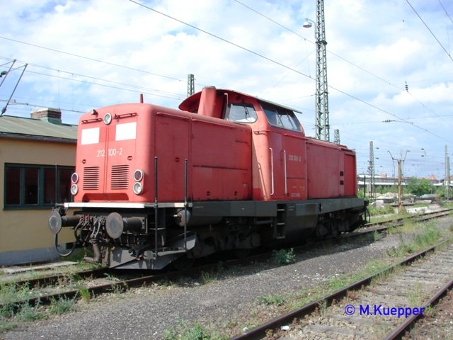 212 100 was in the freight yard Mü Pasing 31/05/2008
