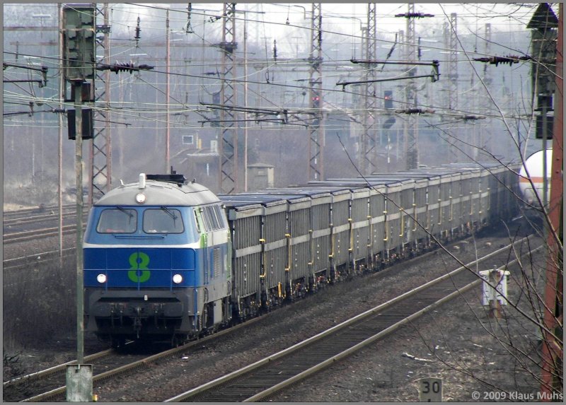 Stop in Gelsenkirchen-Bismarck: NIAG 8 (ex 216111-5, renovated in the