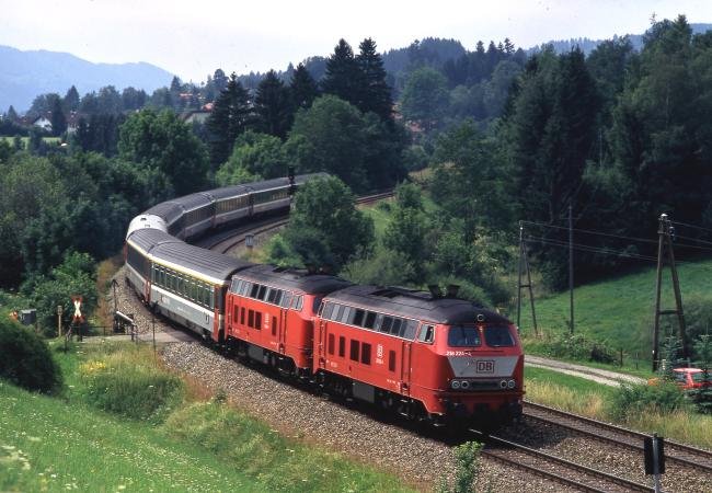 Two locomotives of series 218 with the "Swiss Express" in