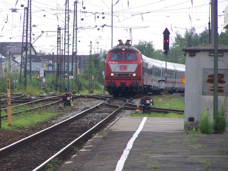 218 156 or zieht am 21.08.2007 IC 2084 in Richtung