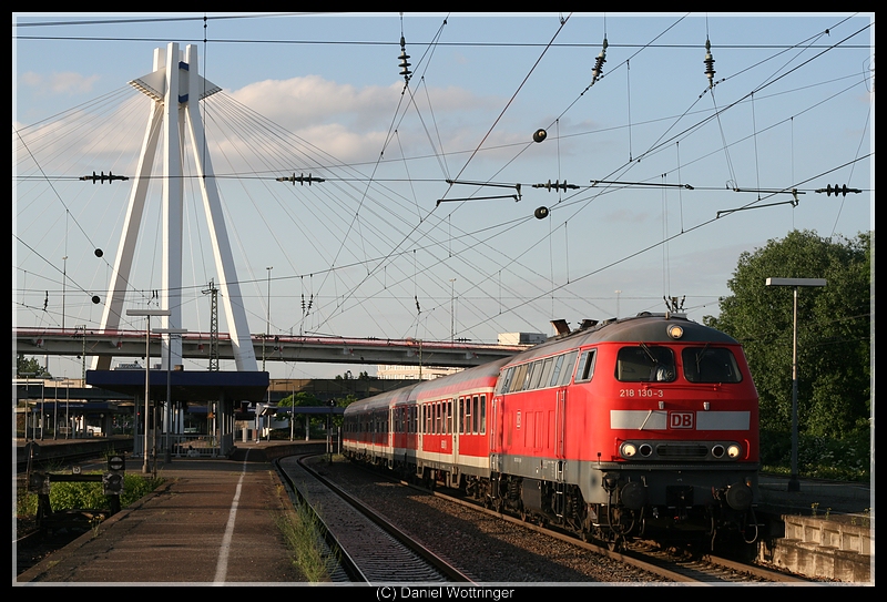 218 130 mit einem Fu�ballsonderzug aus Hoffenheim am 16. April