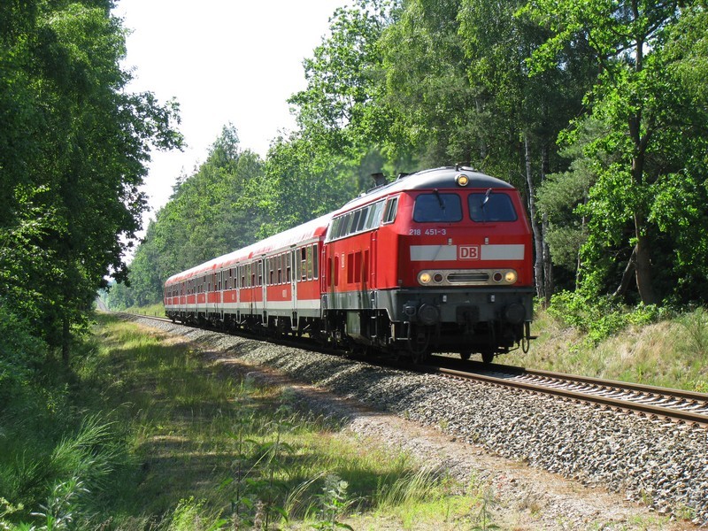 Diesel locomotive BR 218451-3-to-DB Group with RE on the way