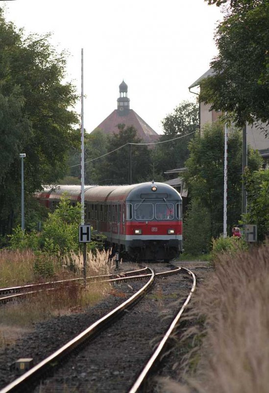 der TdL-Sonderzug von Pfullendorfnach Bad Waldseeerreicht am 31.7. den Pfullendorfer