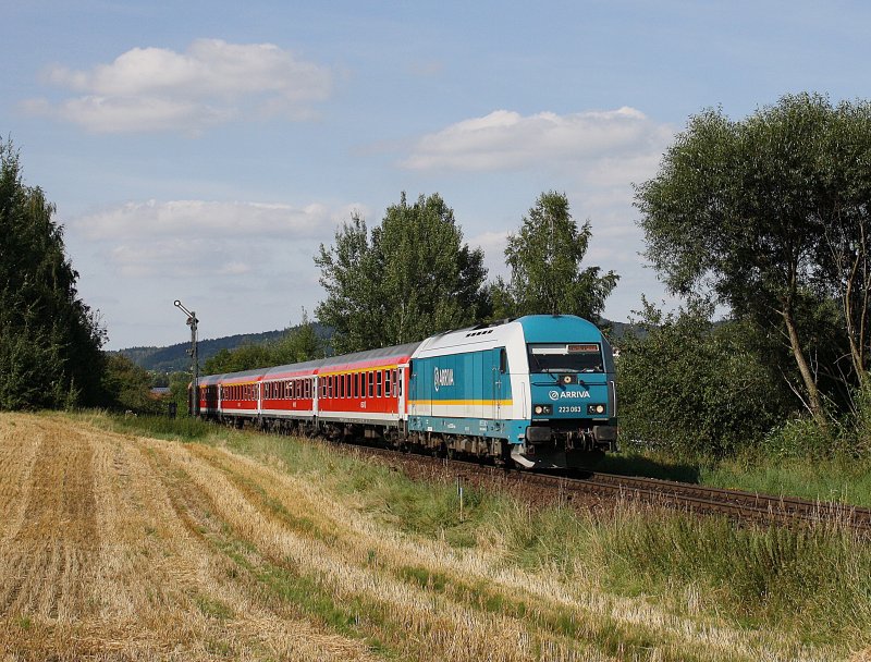 Die 223 063 am 15.08.2009 mit dem RE nach N�rnberg