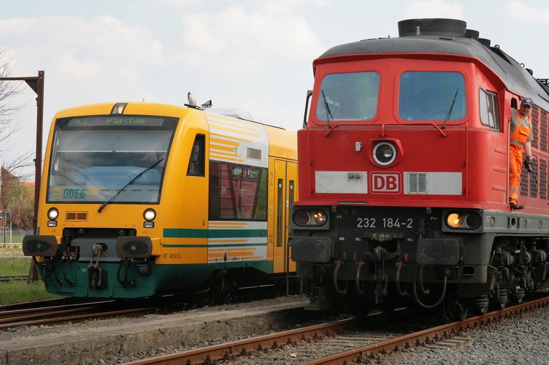 In Hagenow f�hrt die ODEG mit dem 650.52 nach Parchim