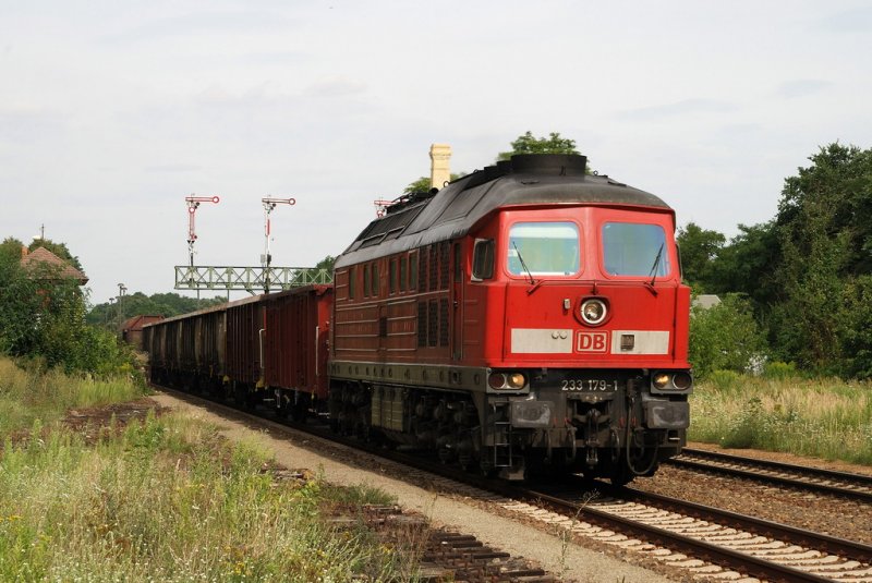 233 179 mit FE 45432 in M�ncheberg (26.07.2007) 