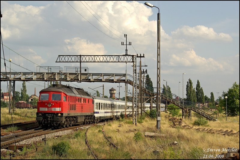 234 551 f�hrt am sp�ten Nachmittag des 21.06.2008, mit dem