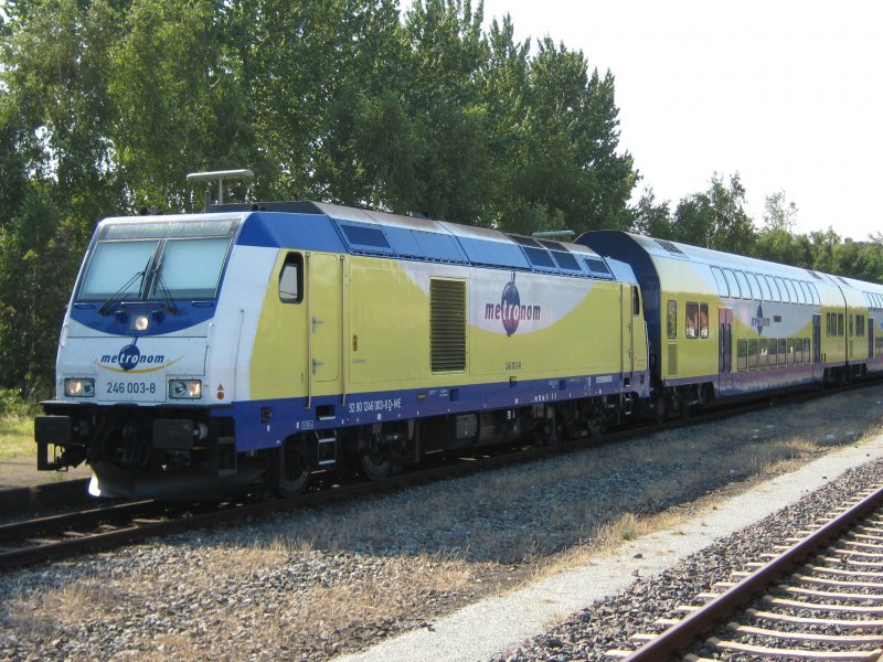 BR 246 003 - 8 ( Cuxhaven )der Metronom Eisenbahngesellschaft bereit zur