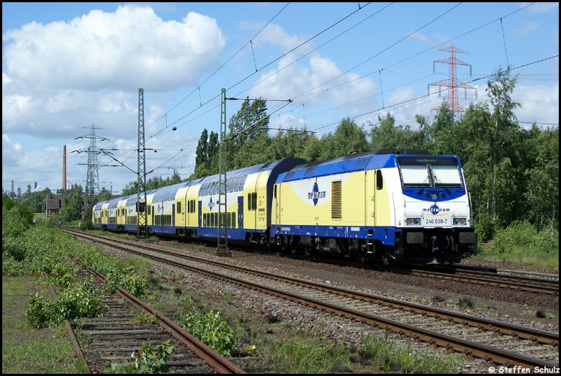 ME 246 008 mit einem Metronom von Hamburg Harburg nach