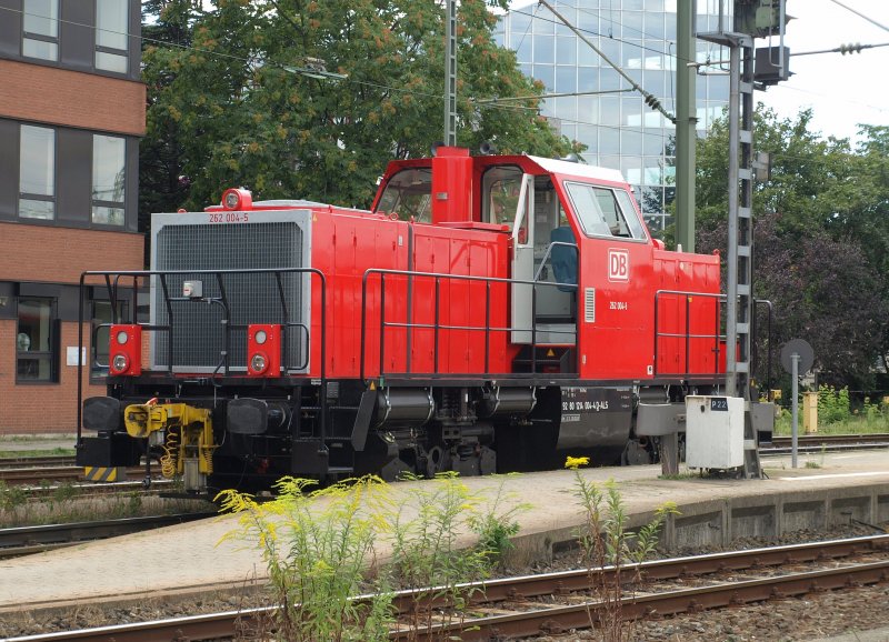 BR 262004-4 shunting at main station in Nuremberg, 10.08.2008 (automatically