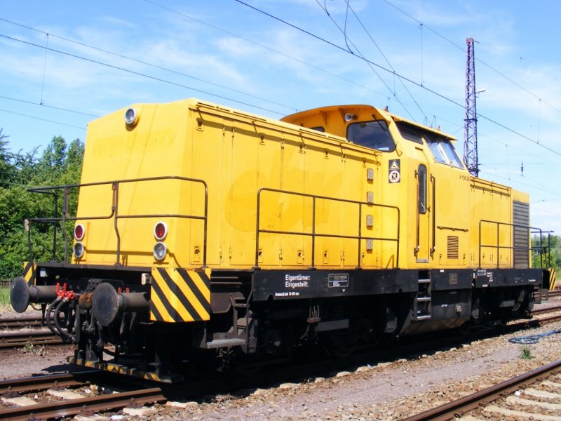 V150.04 der GSG Knape Gleissanierungs GmbH am 14.06.2009 in Magdeburg
