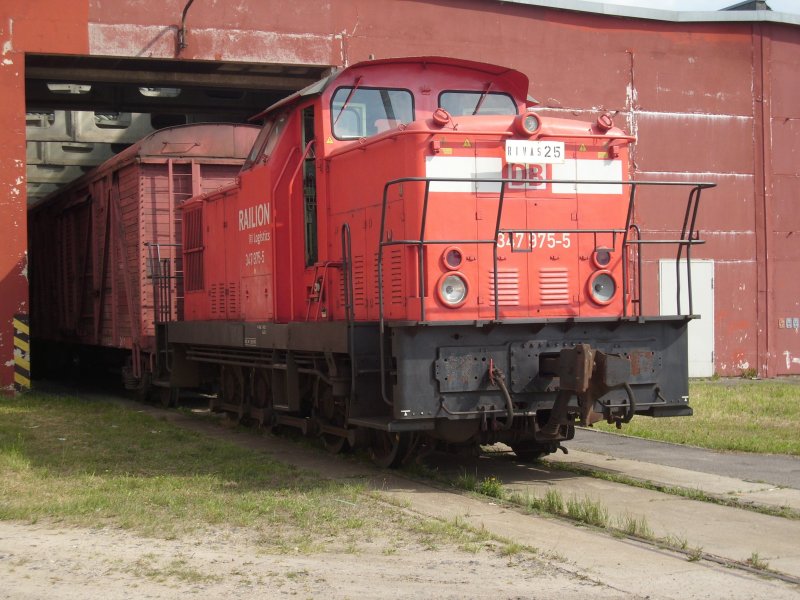 Breitspurdiesellok 347 975 drew on Aug 17, 2009 Russian broad-gauge