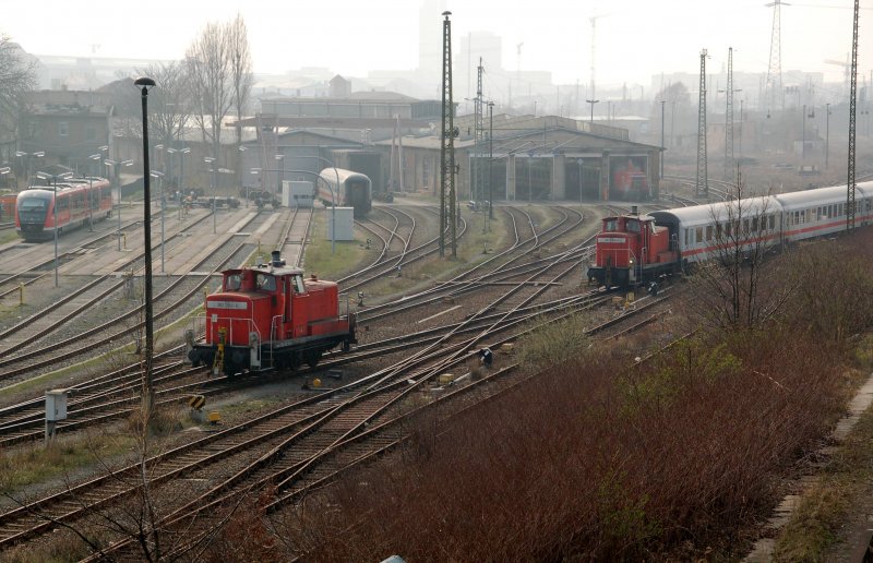 Rangierarbeiten im Bw Leipzig S�d am 04.04.09. W�hrend dir rechte