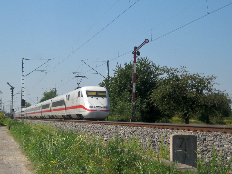 An ICE 1 in the direction Offenburg, 24.08.09 - Bk
