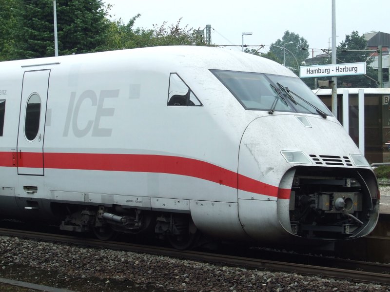 ET 402 Steuerwagen Koblenz in Hamburg-Harburg am 06.08.2008. 