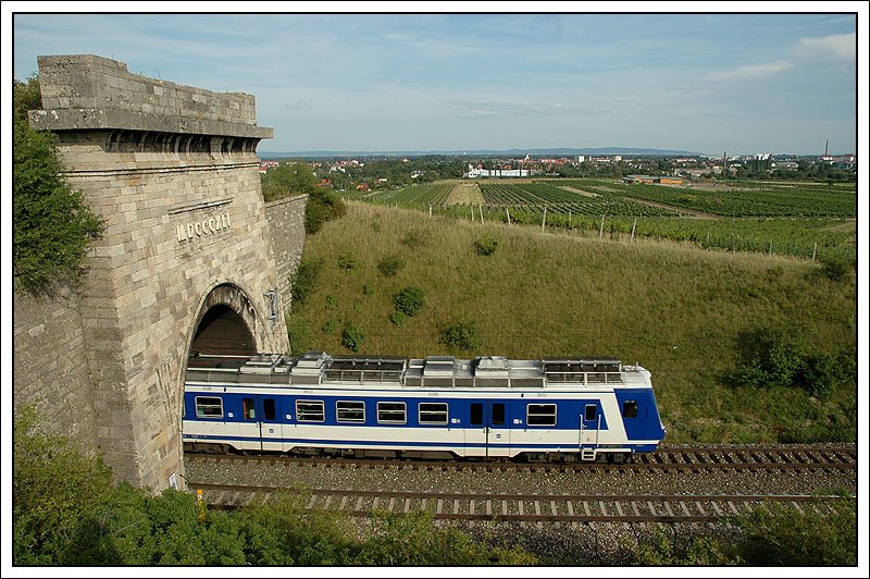 18mm intake of departing from the Busserltunnel S 9 (Floridsdorf