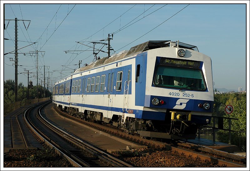 RSB 8 of Vienna, south to Vienna Neustadt on 09/16/2007