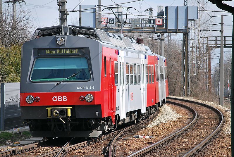 Da eine planm�ssig eingesetzte Talentgarnitur defekt ist, wird eine 4020