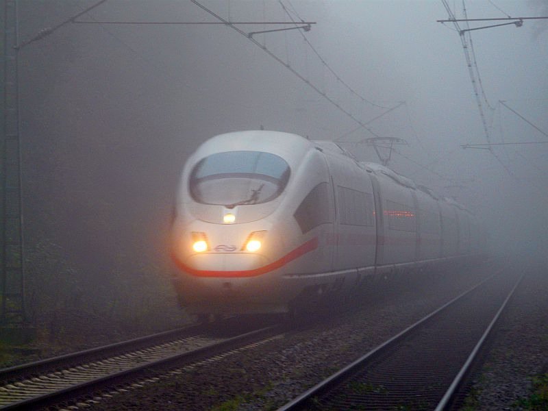 Im letzten Licht des Tages und bei dichter werdendem Nebel