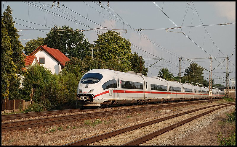 These two ICE-3 trains are on the Admitted to Dortmund