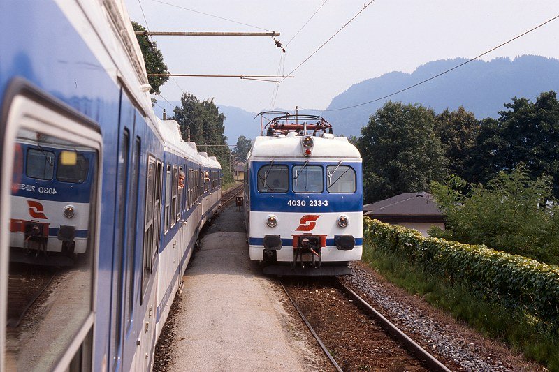 ÖBB 4030 233-3, train crossings on the Ossiacher Lake Trail
