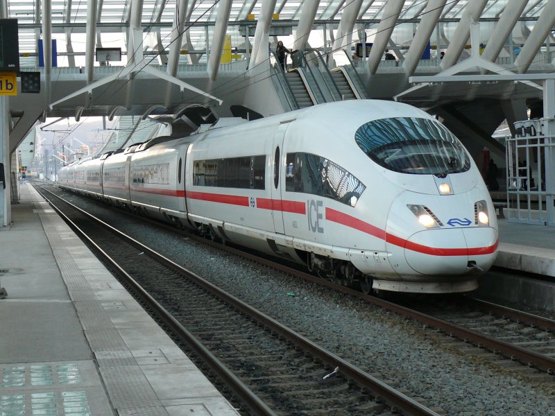 ICE 14 Frankfurt - Bruxelles-Midi shortly before his departure at
