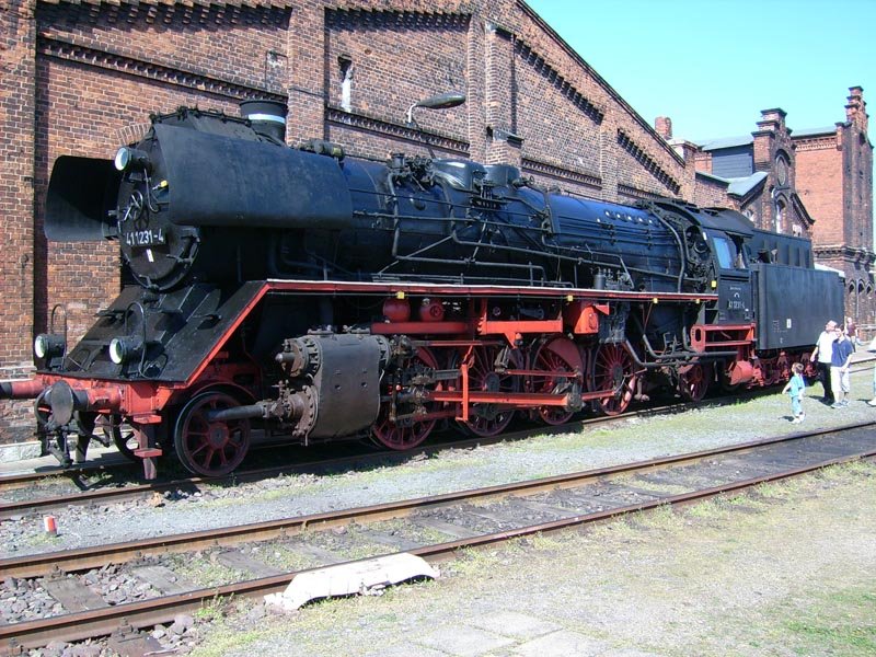 Die 41 1231, aufgenommen am 14.04.2007 beim Dampflokfest in Sta�furt.