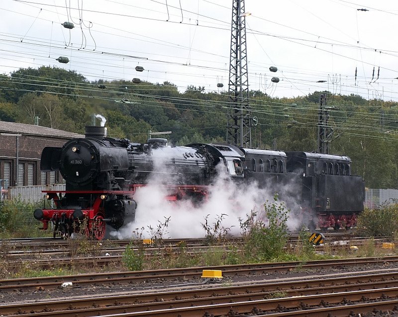 F�r mich die �berraschung des Tages. Die 41 360 rangierte