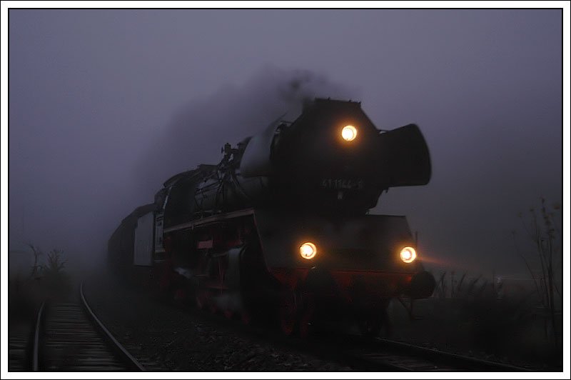 Der erste Plandampfzug im Werratal am 11.10.2007 f�hrte von Eisenach