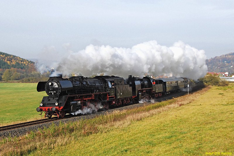 + 41 1144 50 3501 with a special train for