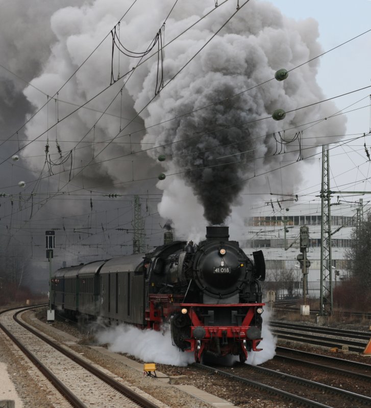 41 018 mit DPE 92986 von Stuttgart nach Innsbruck (41