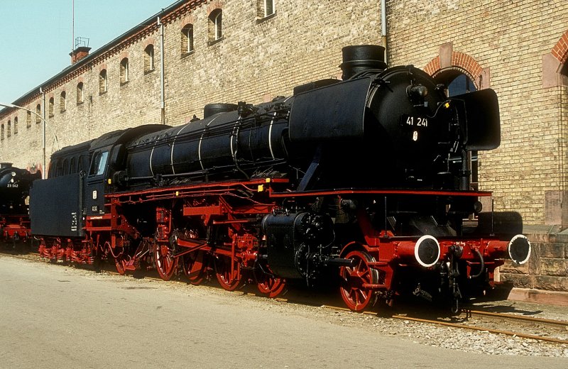 41 241 AW Offenburg 08.07.84 (automatically translated, Powered by Google)