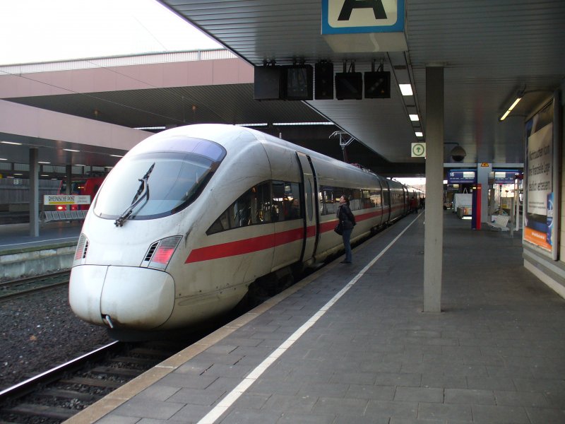 ICE 27 from Dortmund to Vienna West train station in
