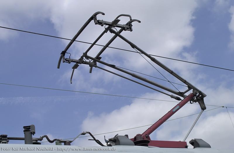 Pantograph an ICE-T of the second generation. (automatically translated, Powered
