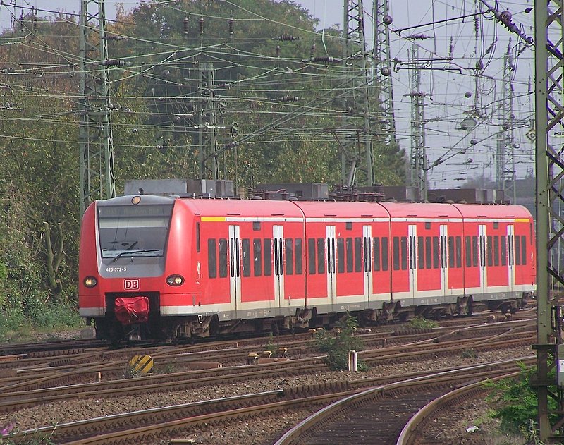 425 072/572 am Morgen des 04.10.07 als RB33. Hier bei