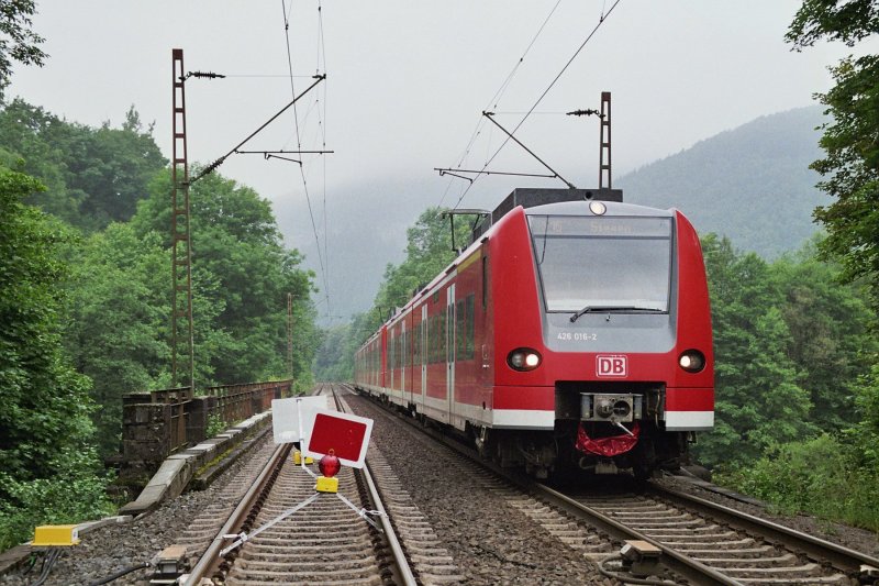 29669 EHG-ESIE am Einfahrsignal von Werdohl (426 016 + 425