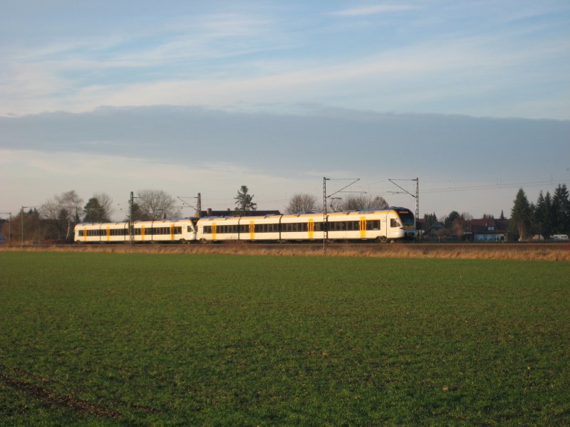 Die Eurobahn in Doppeltraktion als Ems-B�rde-Bahn von Warburg nach M�nster