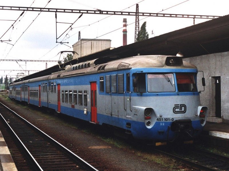 451 101-0/051 101-4/051 102-2/451 102-8 mit Os 9304 Pardubice Hlavni-Praha