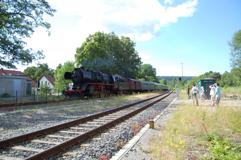 Br 50 3708-0 am 5.07.09 mit ihrem Sonderzug von Altenbeken