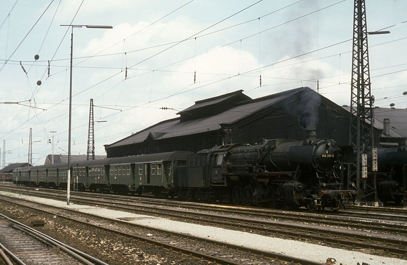 050 319 Lauda 10.05.75 