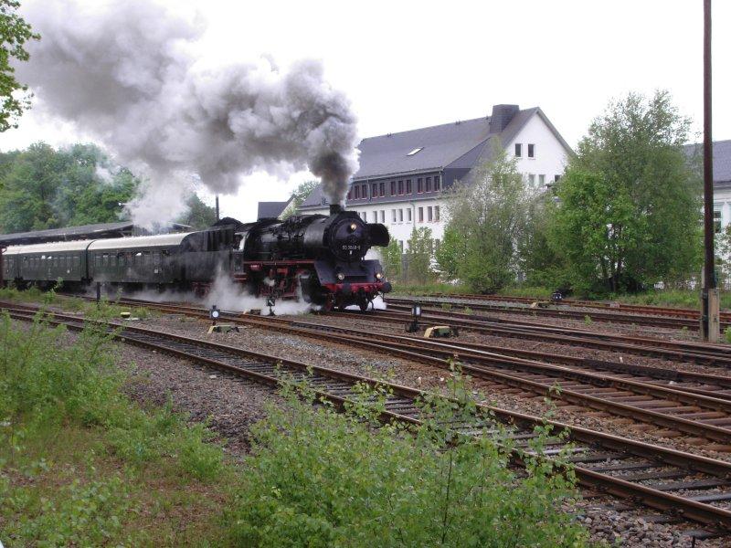 SEM 50 3648 mit dem Sonderzug bei der Abfahrt in