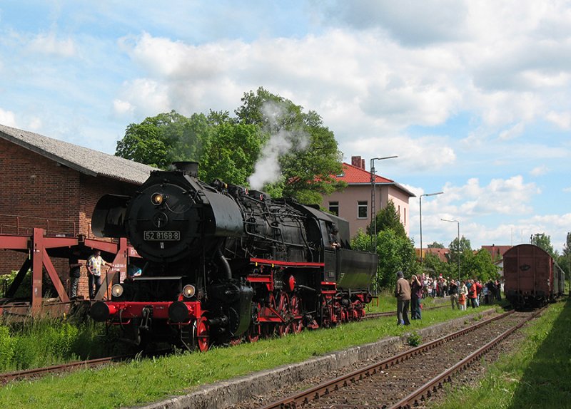 BR52 in wet cheeks (2009). (automatically translated, Powered by Google)