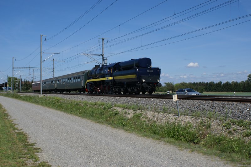 Eine einmalige Erscheinung ist sie schon, die 52 8055, allerdings