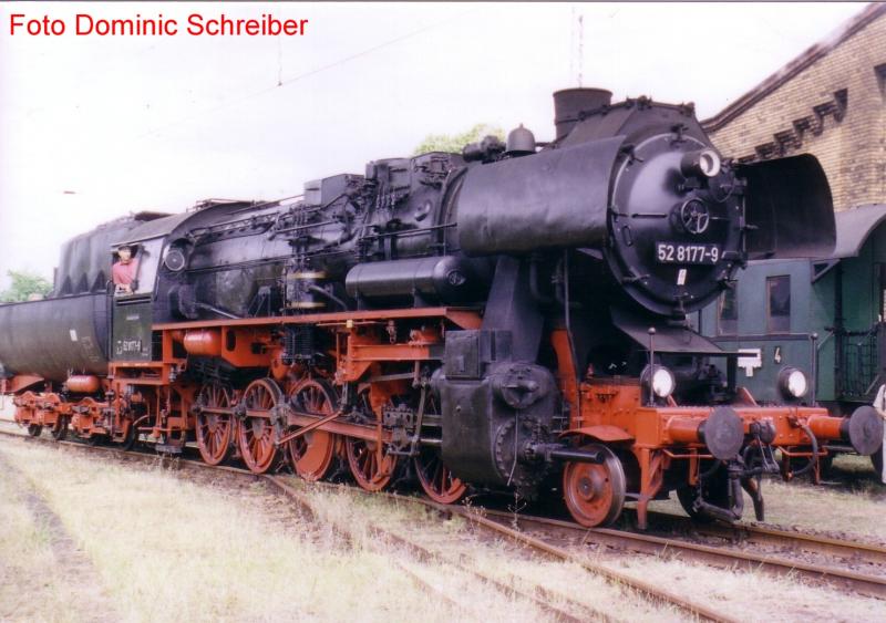 Br.52-8177-9 in Berlin Sch�neweide am 21.08.2004. 