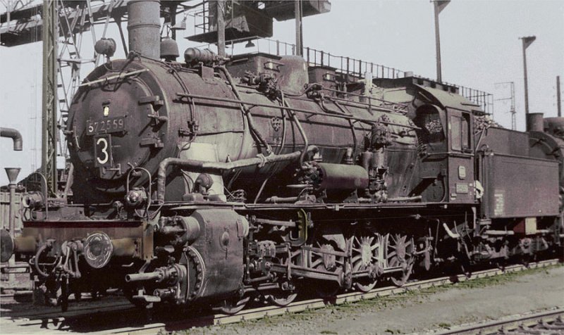 1967 Bw Gbf Hagen, a shunting of BR.57 has just