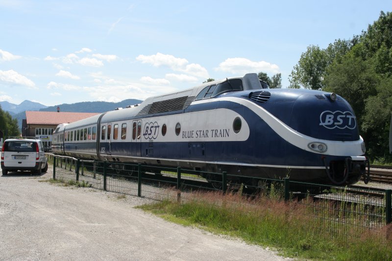 The blue power car of the Blue Star Train, VT