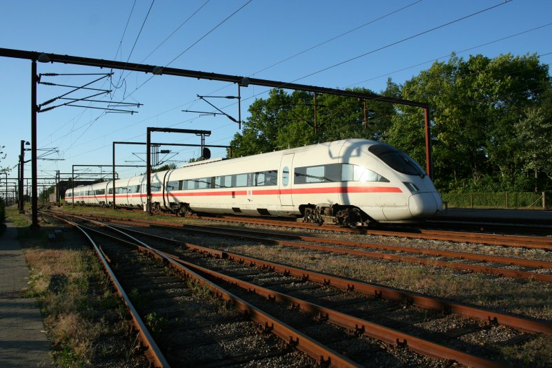 ICE 605507-3 with the evening train to Fredericia on 05/16/2008