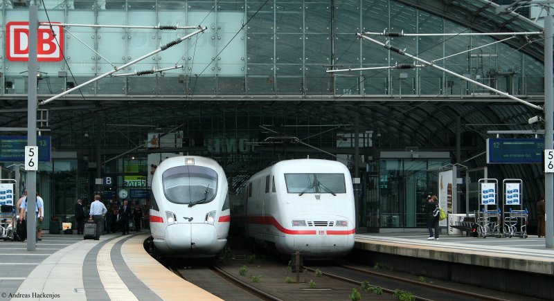 605 004-0 und 003-2 als ICE 37/ 380 (Berlin Ostbahnhof-Koebenhavn/Aar
