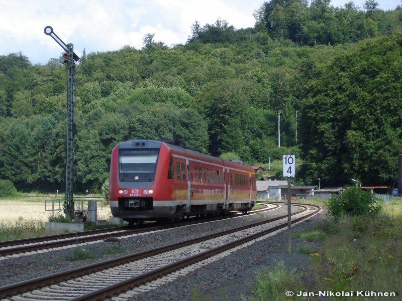 612 335 als RE25 von Gie�en auf dem Weg nach